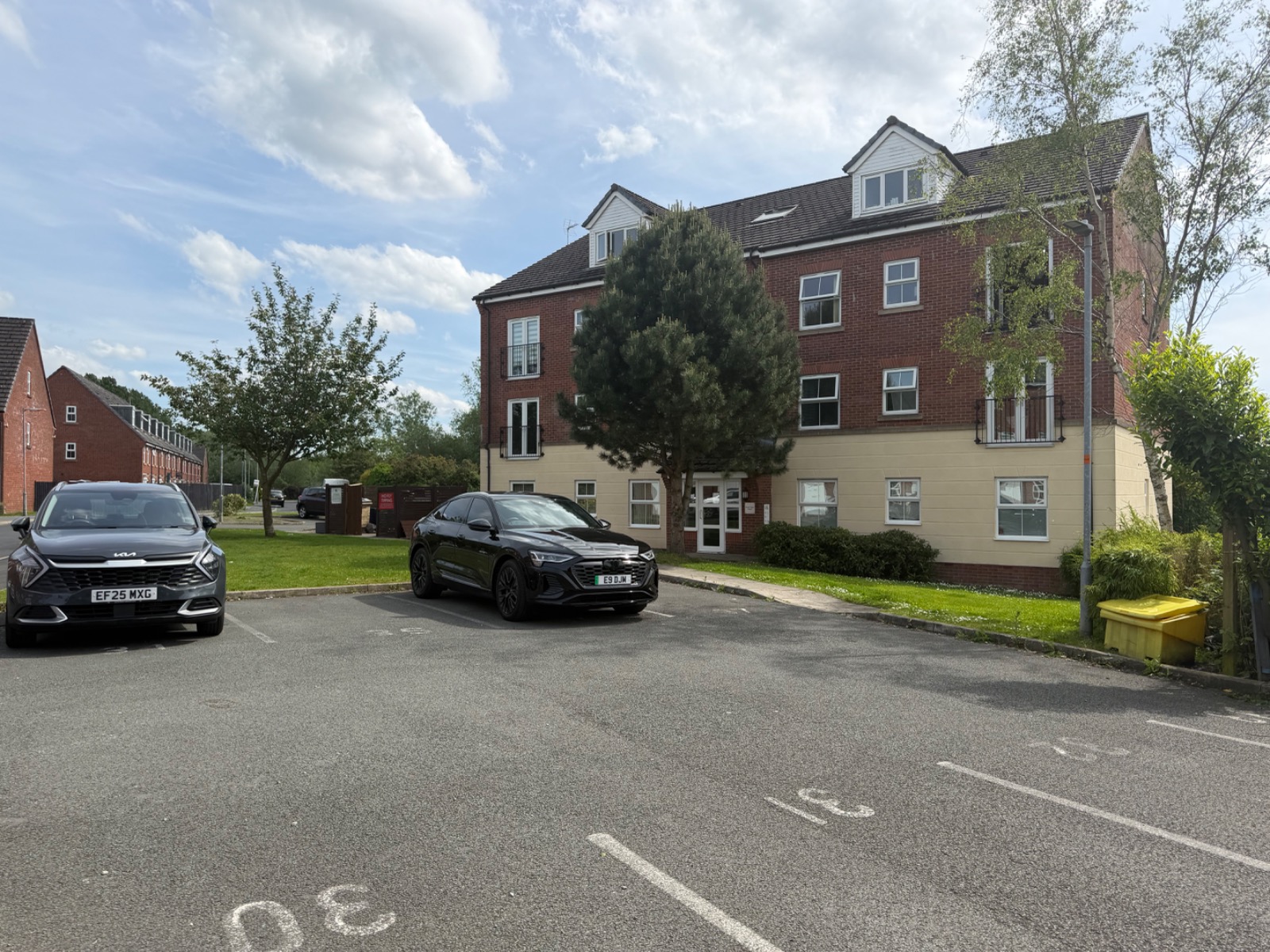5 River View Court, Bolton, BL2 2GY — 2