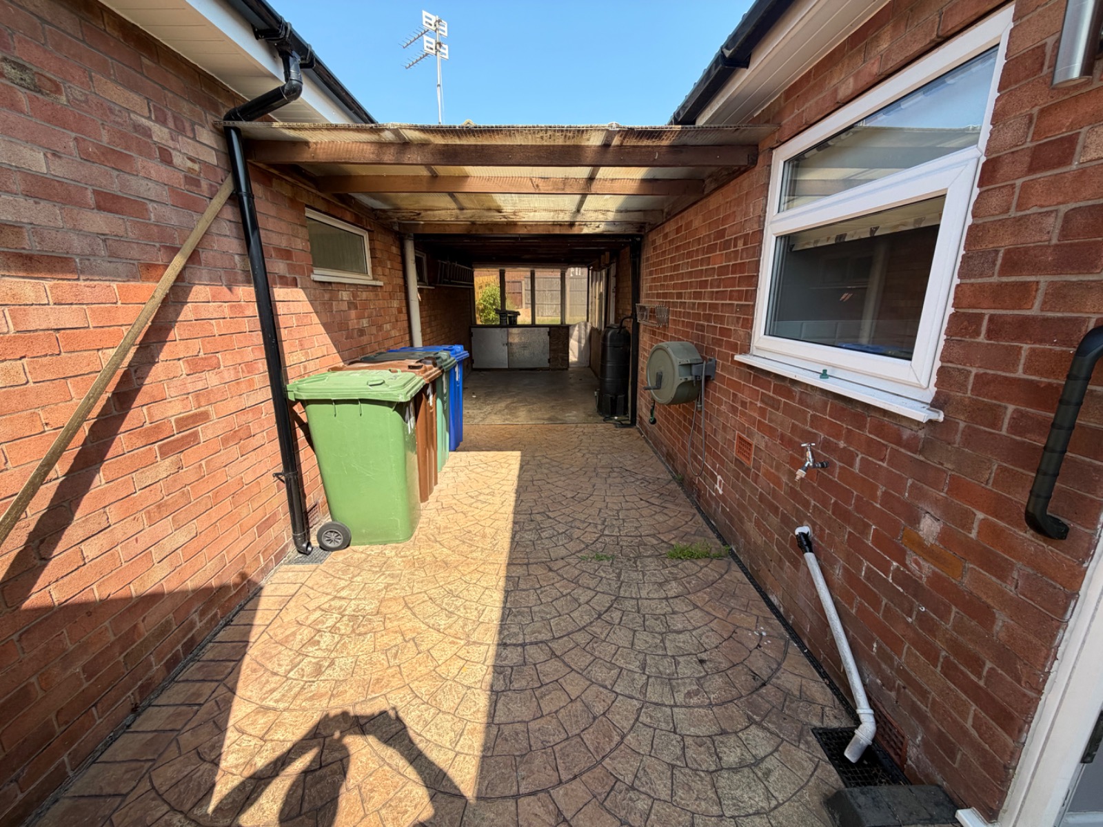 18 Stanley Road, Radcliffe, Manchester, M26 4HG — 2
