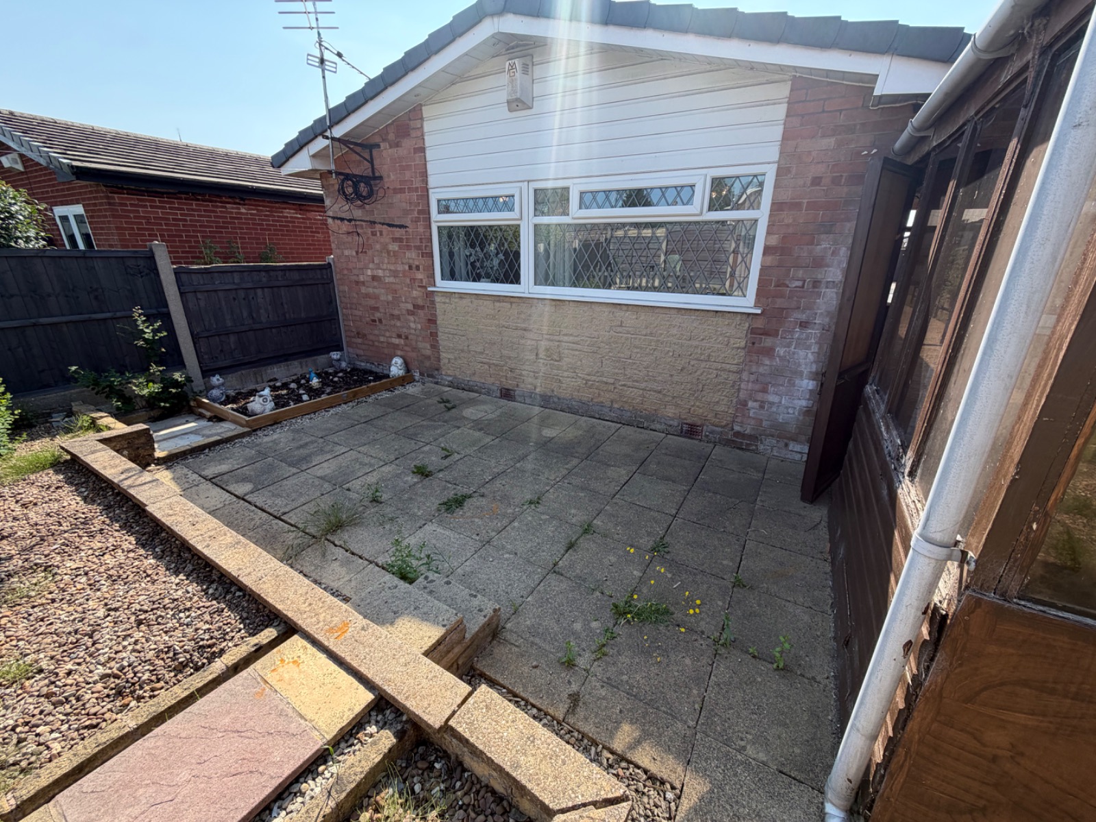 18 Stanley Road, Radcliffe, Manchester, M26 4HG — 3