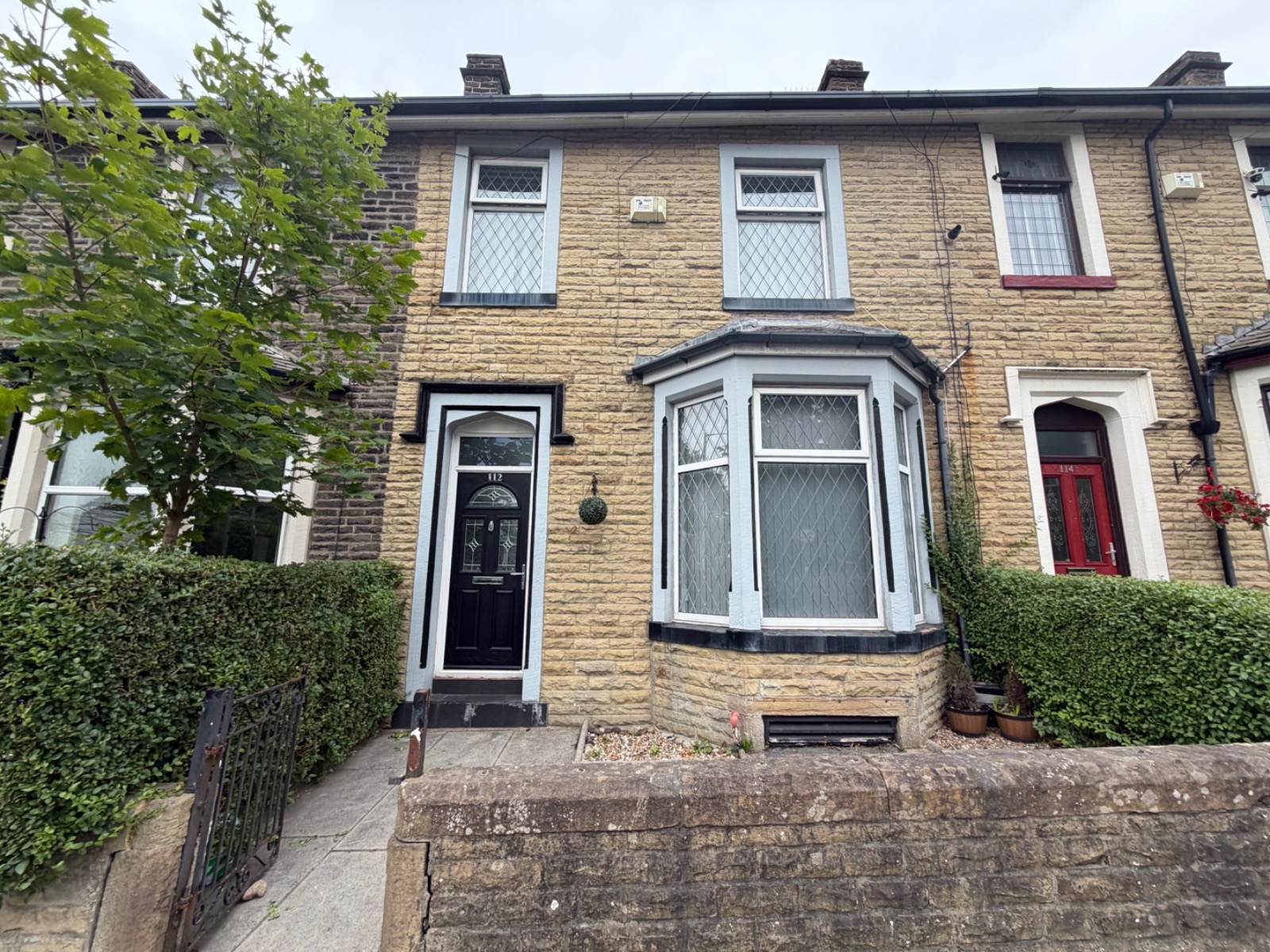112 Todmorden Road, Burnley, BB11 3ER in 112 Todmorden Road, Burnley, BB11 3ER