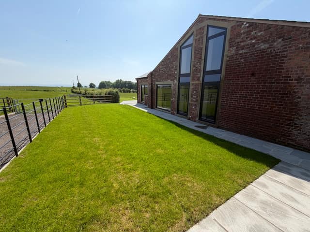 The Shippon, Barrack Fold, Knowsley Road, Ainsworth, Bolton, BL2 5PU — photo 5 of 16