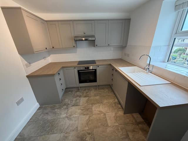 107 Burnley Road, Edenfield, Bury, BL0 0HX — photo 9 of 18