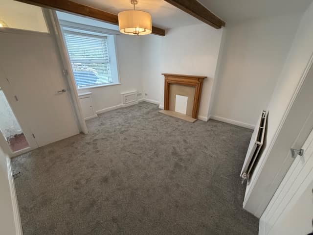107 Burnley Road, Edenfield, Bury, BL0 0HX — photo 6 of 18