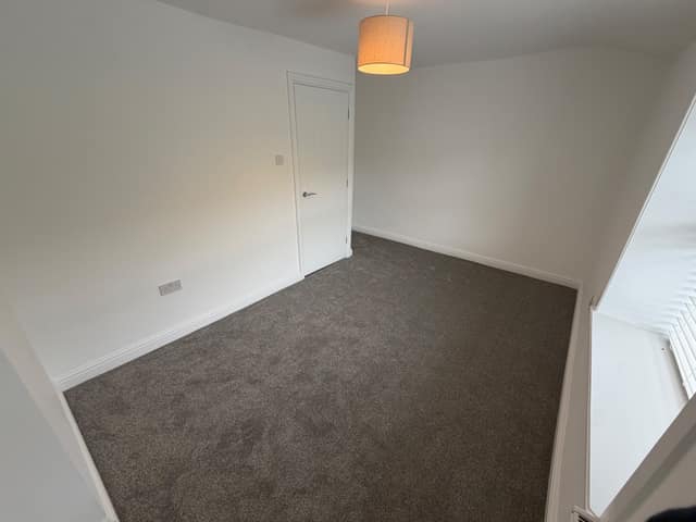 107 Burnley Road, Edenfield, Bury, BL0 0HX — photo 15 of 18