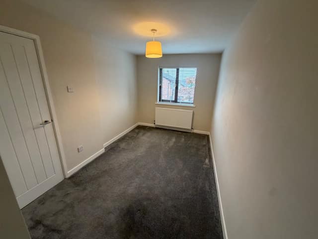 101 War Office Road, Bamford, Rochdale, OL11 5HH — photo 14 of 17
